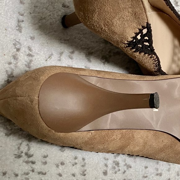 Ann Marino Boho Minimalist Hot Suede Leather Crochet Pumps Heels Shoes  … - Picture 6 of 9
